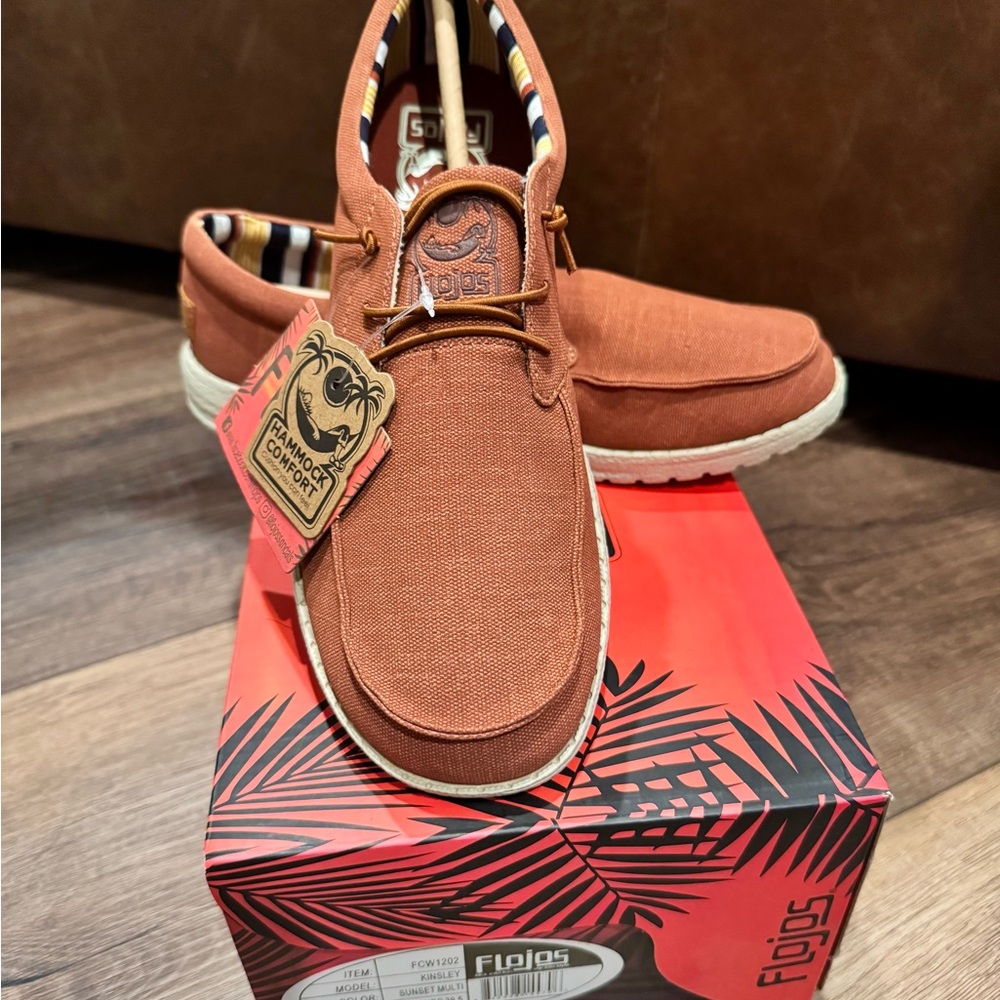 Flojos Women's Brown Loafers